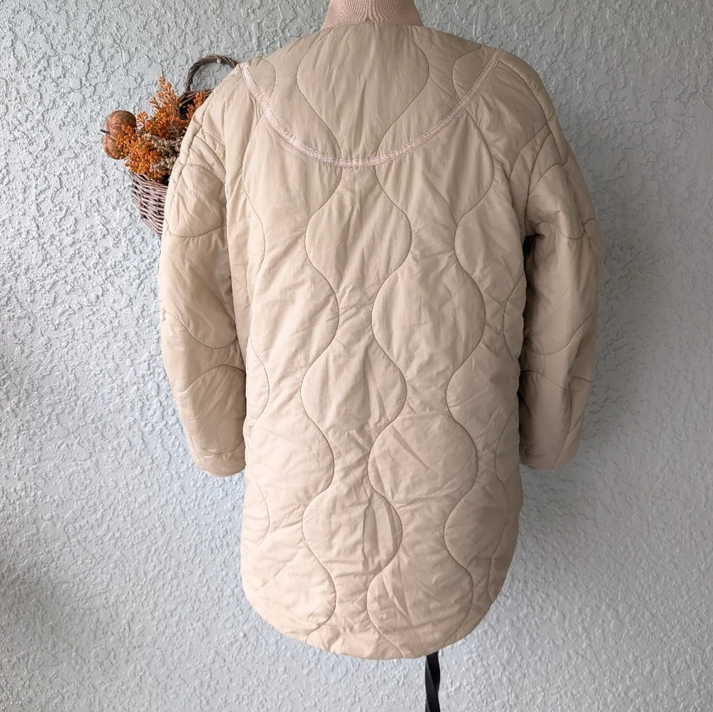 lululemon athletica Cream Quilted Jacket Quilted Light Insulation‎ Jacket Size 6